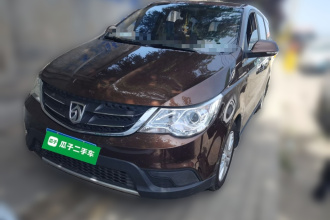 宝骏730 2014款 1.5L 手动标准型 7座