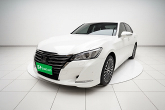丰田 皇冠 2018款 2.0T 运动版