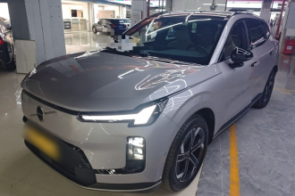 沃尔沃XC70插电式混动 2026款 两驱长续航Core