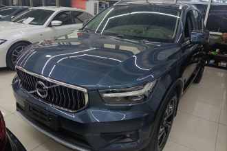 沃尔沃XC40 2020款 T4 四驱智远豪华版