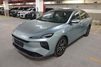 荣威D6 2025款 450km 尊享版