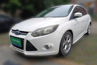 福特 福克斯 2012款 两厢 2.0L 自动豪华运动型
