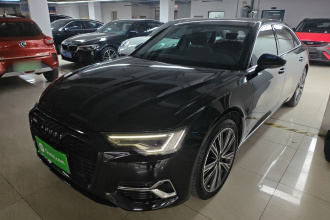 奥迪A6L 2023款 45 TFSI quattro 臻选致雅型