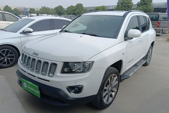 Jeep 指南者(进口) 2015款 2.0L 两驱豪华版