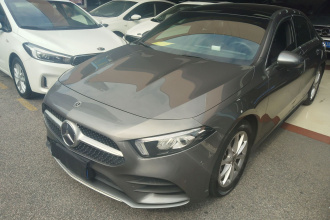 奔驰A级 2022款 A 200 L 运动轿车时尚型