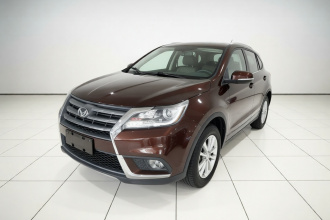 北汽幻速S6 2016款 1.5T 手动领先型