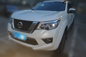 日产 途达 2020款 2.5L XV 4WD 自动四驱旗舰版