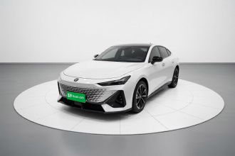 长安UNI-V 2023款 1.5T 尊贵型