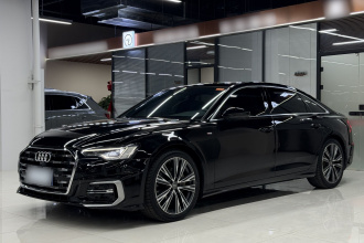 奥迪A6L 2021款 45 TFSI 臻选动感型