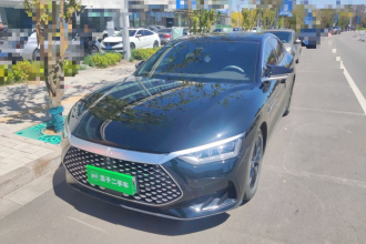 比亚迪 汉 2024款 DM-i 荣耀版 121KM 精英型