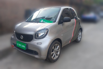 smart fortwo 2015款 1.0L 52千瓦硬顶灵动版