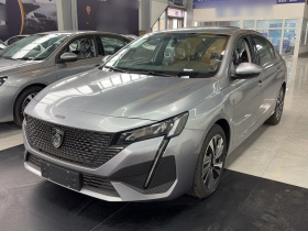 标致408 2022款 1.6T 追光版