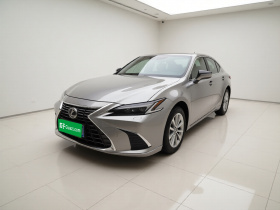 雷克萨斯ES 2025款 200 臻享版