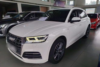 奥迪Q5L 2018款 45 TFSI 尊享时尚型 国VI