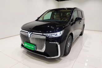 岚图汽车 岚图梦想家 2025款 PHEV 四驱旗舰鲲鹏版