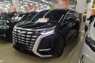 腾势D9 2022款 DM-i 970 四驱旗舰型