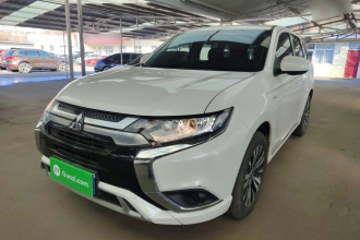 三菱 欧蓝德 2021款 改款 2.0L 两驱畅行版 5座