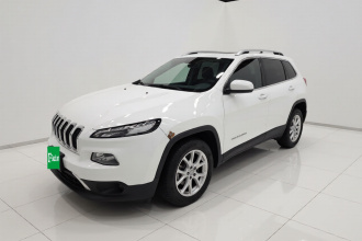 Jeep 自由光 2017款 2.0L 优越版