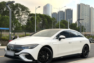 奔驰EQE 2022款 350 先锋版