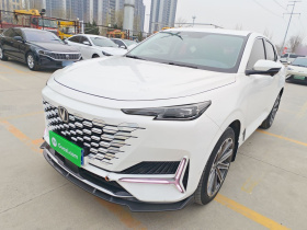 长安UNI-K 2023款 2.0T 两驱悦领型