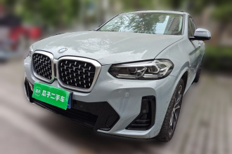 宝马X4 2022款 xDrive 30i M运动套装