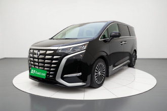 腾势D9 2022款 DM-i 970 四驱尊荣型