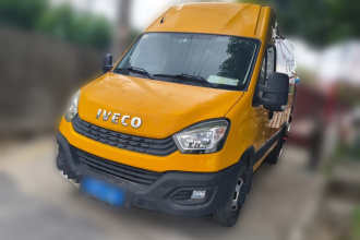 依维柯欧胜 2021款 2.0T 手动超瑞短轴高顶侧拉门F1A