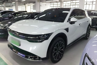 极氪7X 2025款 75kWh 后驱智驾版