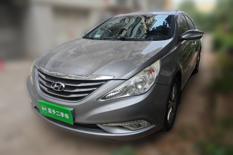 现代 索纳塔 2014款 2.0L 自动豪华版