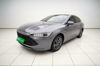 比亚迪 秦PLUS 2024款  荣耀版 DM-i 120KM超越型