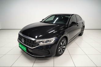 大众 帕萨特 2023款 改款 330TSI 豪华版