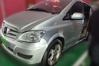 奔驰 唯雅诺 2013款 3.0L 礼遇版