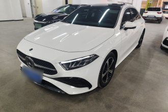 奔驰A级 2023款 A 200 L 时尚型