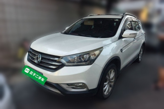 东风风神AX7 2015款 2.0L 手动阅兵版
