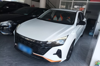 东风风神 奕炫 2023款 马赫版 1.5L 自动追影版