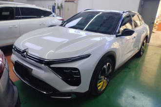 雪铁龙 凡尔赛C5 X 2021款 1.6T 领不凡