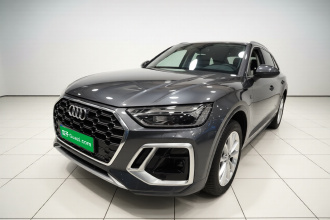 奥迪Q5L 2022款 改款 40T 豪华动感型