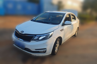 起亚K2 2015款 三厢 1.4L MT GLS