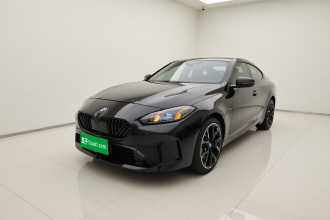 宝马2系 2025款 225L M运动曜夜套装