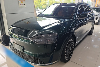 鸿蒙智行 问界M9 2024款 增程 Ultra版 42kWh 6座版