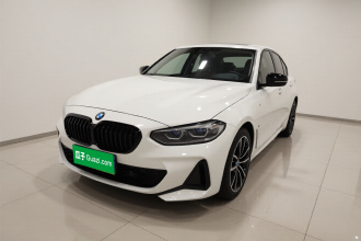 宝马1系 2021款 改款 125i M运动曜夜版