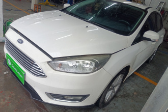 福特 福克斯 2017款 三厢 EcoBoost 125 自动超能风尚型智行版