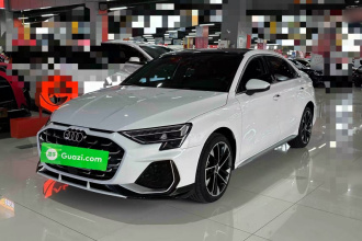 奥迪A3 2025款 A3L Limousine 35TFSI 飞驰尊享型