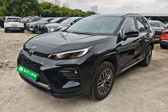 丰田 威兰达 2024款 2.0L CVT两驱豪华PLUS版