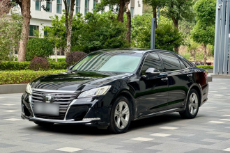 丰田 皇冠 2015款 2.0T 时尚版