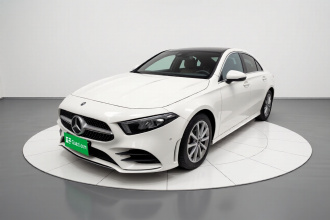 奔驰A级 2019款 改款 A 200 L 运动轿车