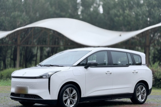 奔腾NAT 2022款 舒享出行 换电版 100kW 414km