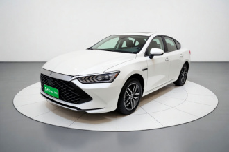 比亚迪 秦PLUS 2021款 DM-i 120KM 尊贵型
