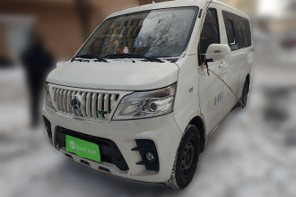 长安凯程 长安睿行M60 2023款 1.6L CNG舒适型客车6座