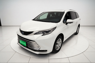 丰田 赛那SIENNA 2021款 2.5L混动 尊贵版
